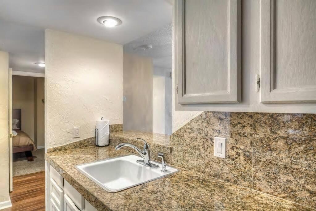 2 Bedroom Condo Heart Of Lodo W/Great View/Amenities Денвер Экстерьер фото